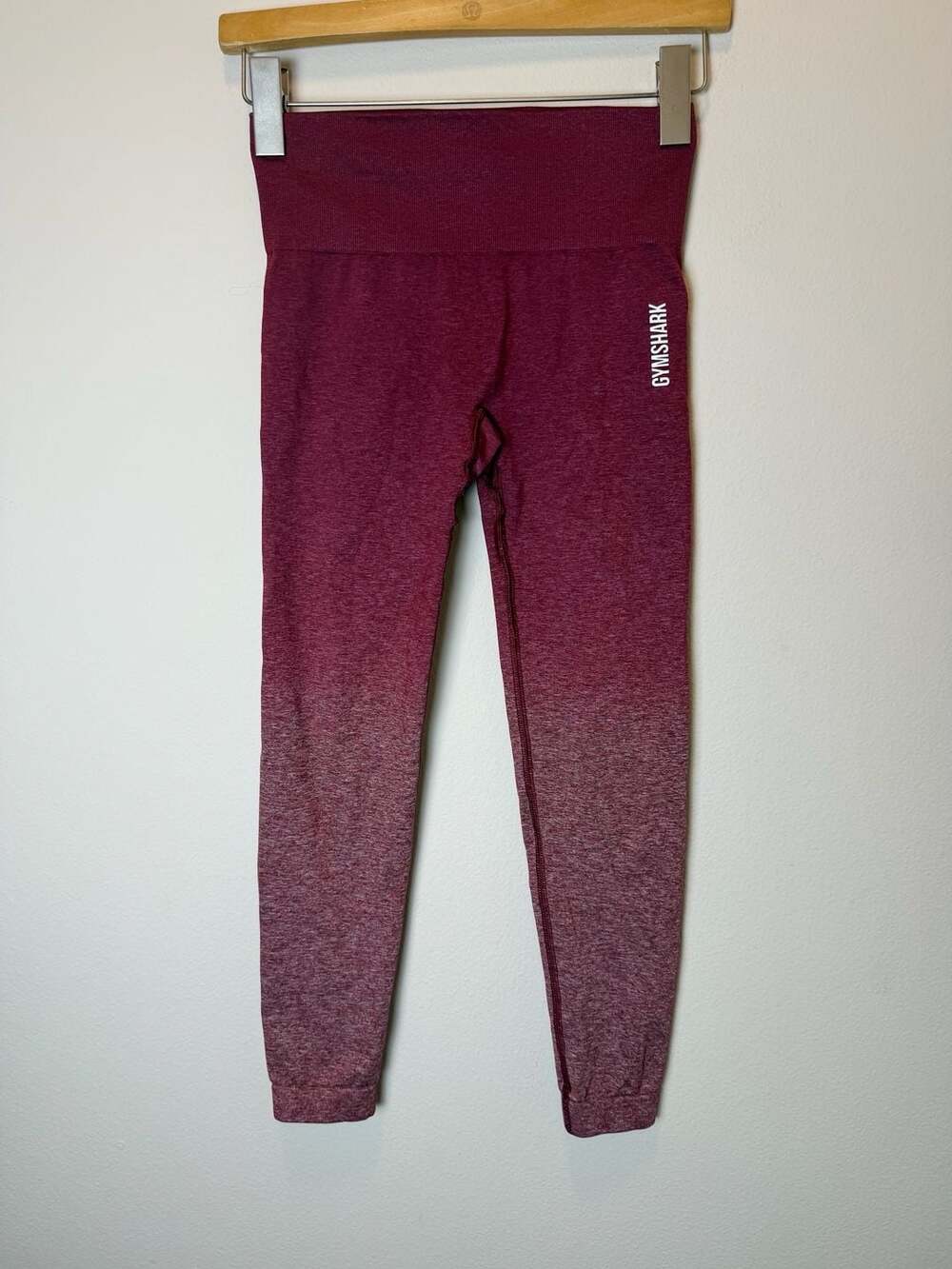 Gymshark Adapt Ombre Seamless Leggings Size S Burgundy